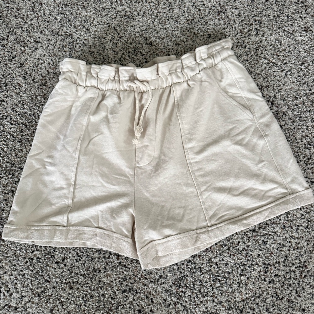 Arizona Jean Company Cream Drawstring Shorts